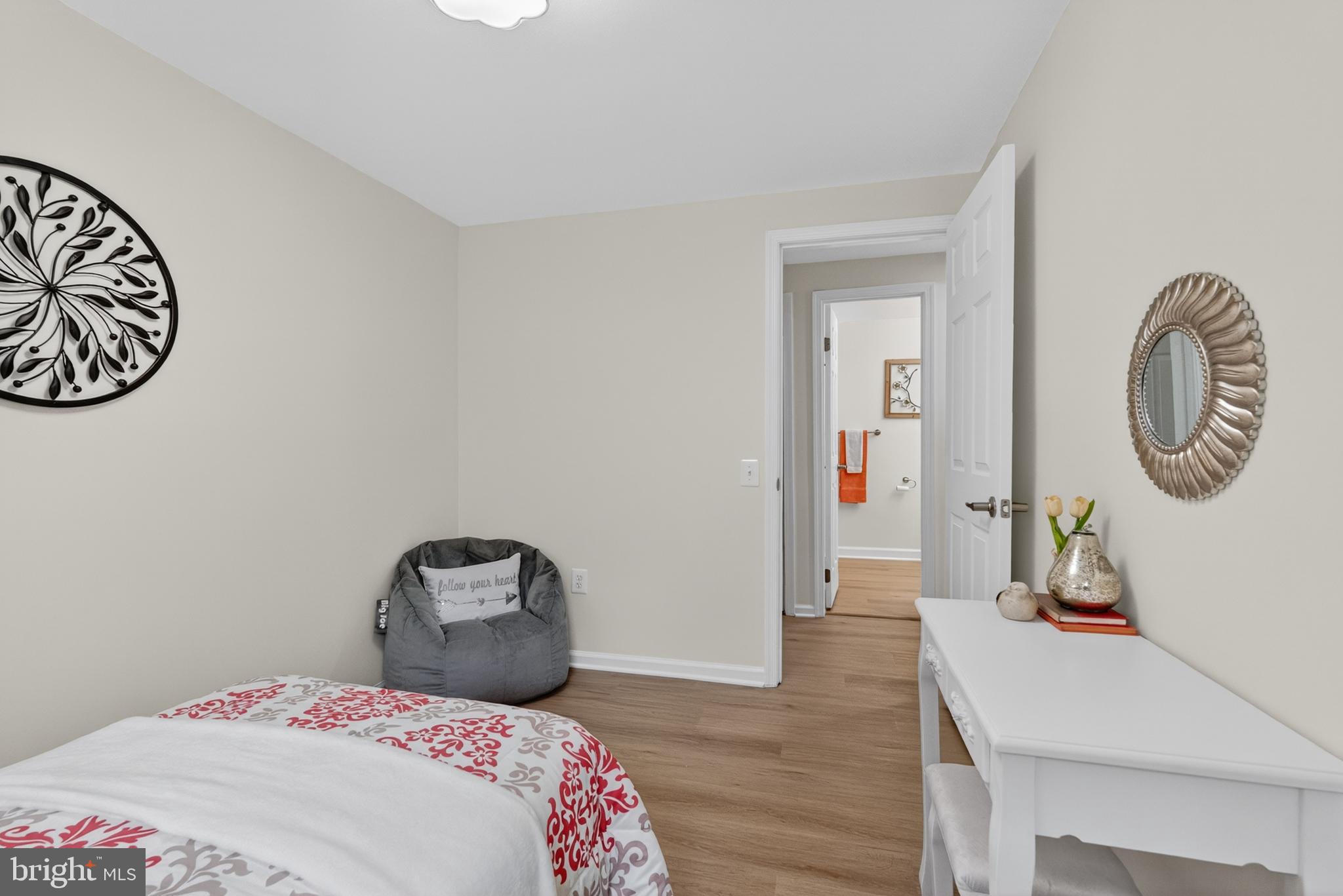 5866 WOOD FLOWER COURT