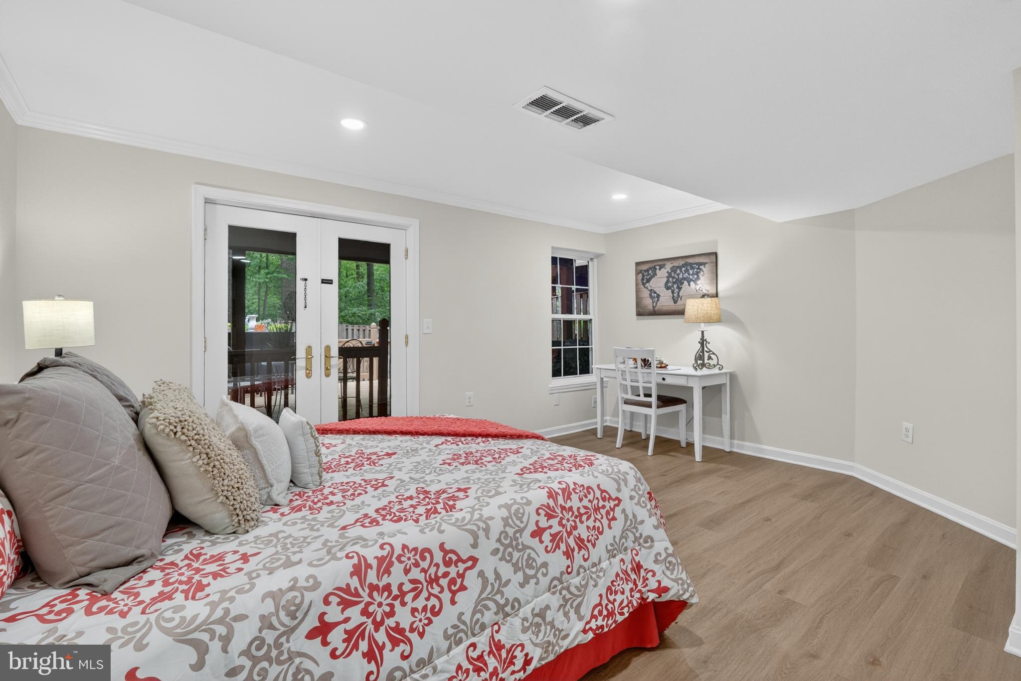 5866 WOOD FLOWER COURT