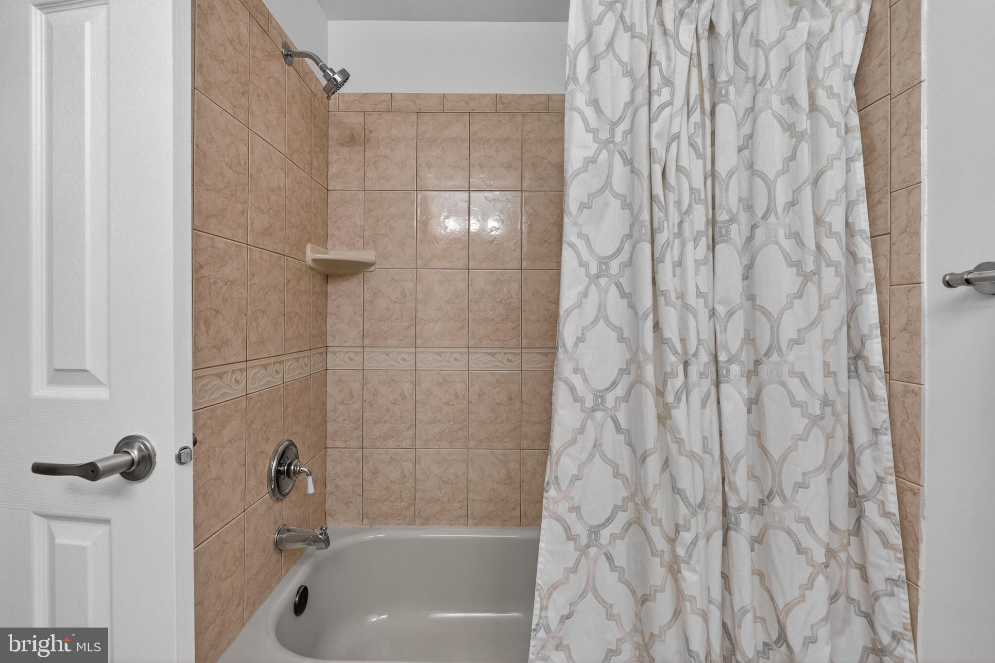 5866 WOOD FLOWER COURT