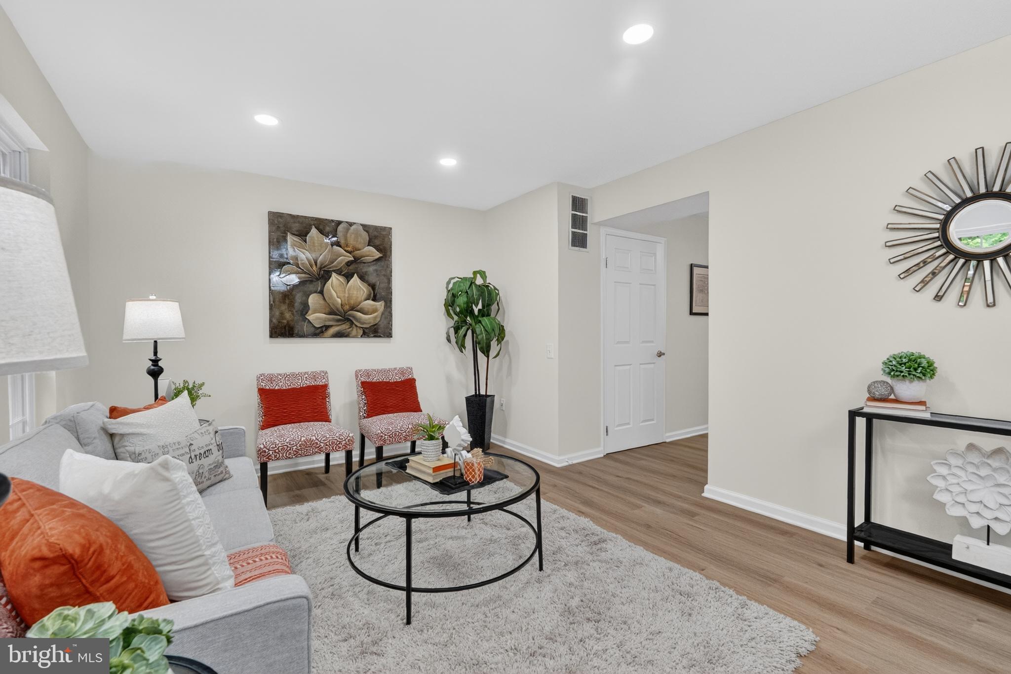 5866 WOOD FLOWER COURT