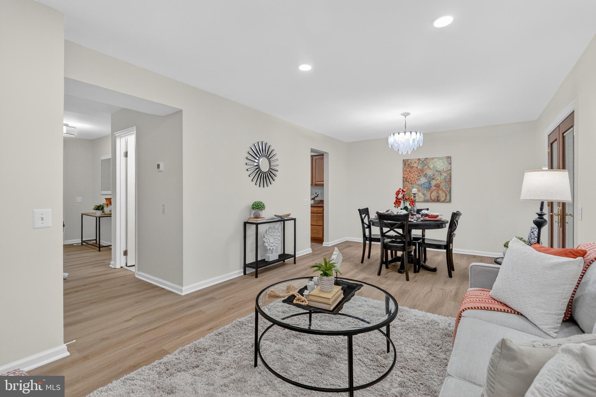 5866 WOOD FLOWER COURT