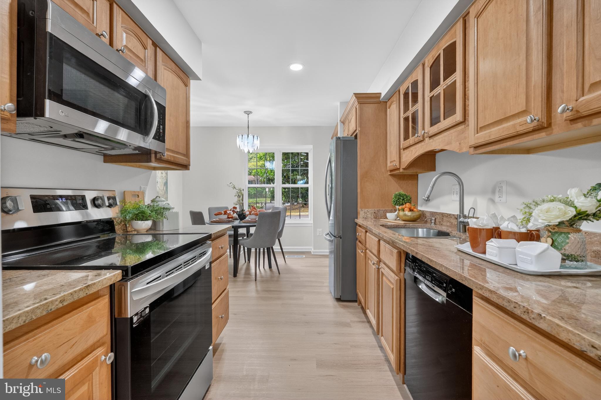 5866 WOOD FLOWER COURT