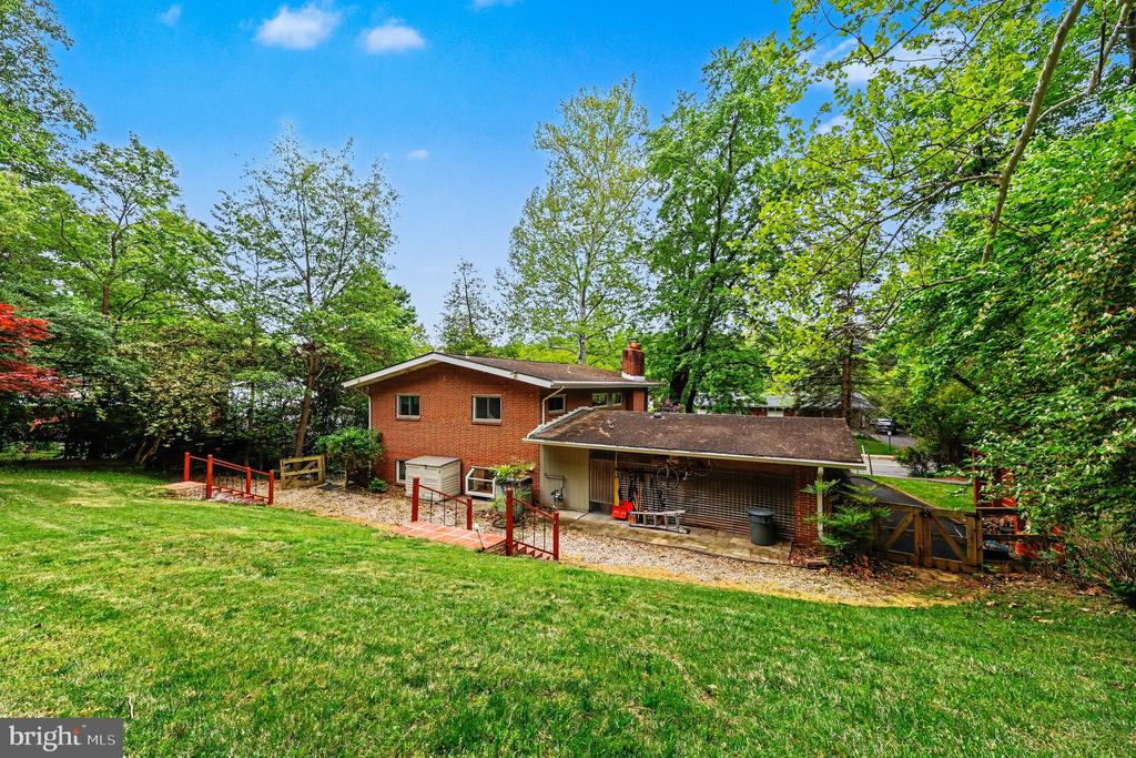 6306 BEACHWAY DRIVE