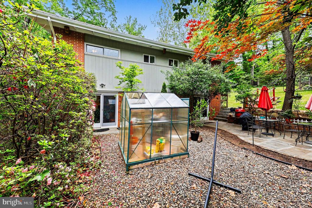6306 BEACHWAY DRIVE