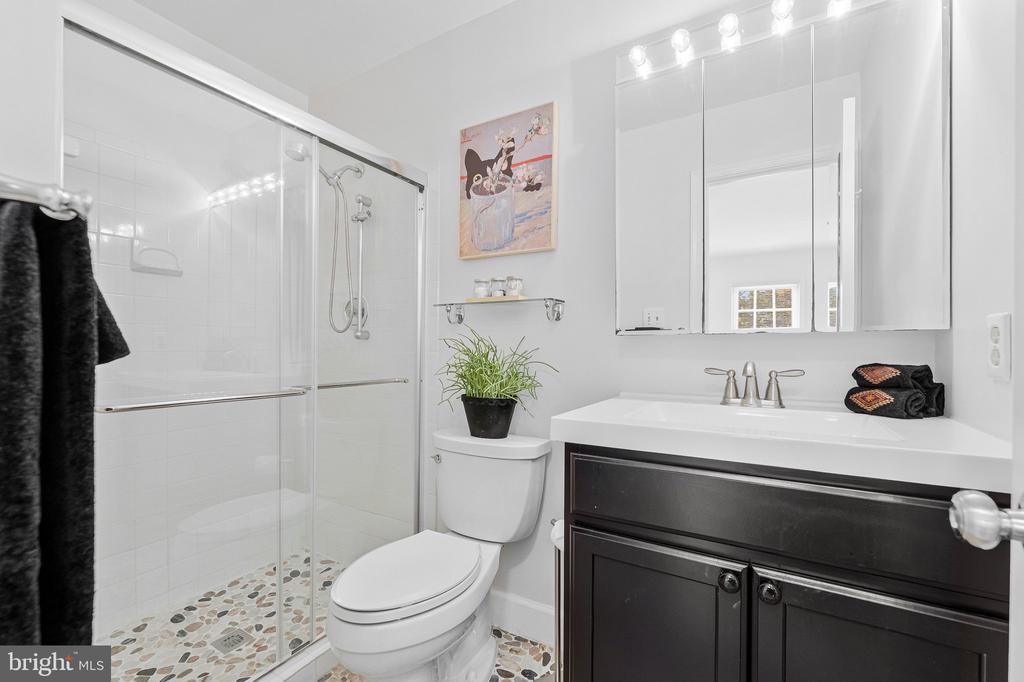 2803 SHAWN LEIGH DRIVE