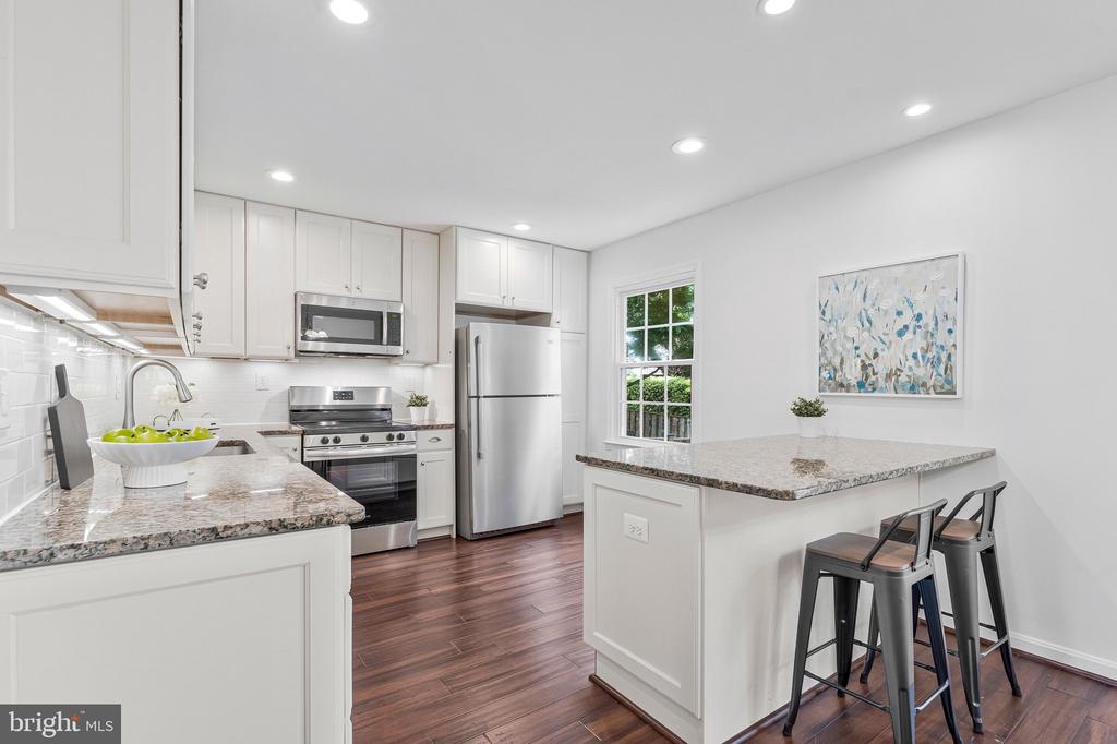 2803 SHAWN LEIGH DRIVE