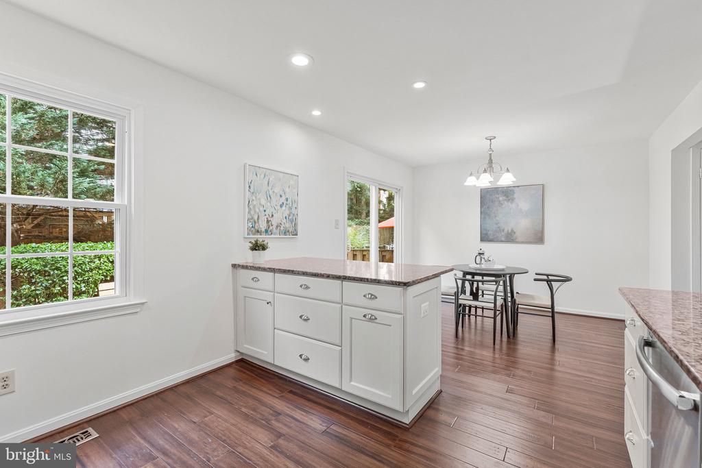 2803 SHAWN LEIGH DRIVE