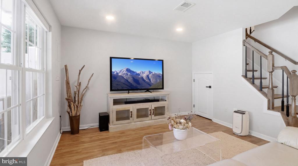 12000 EDGEMERE CIRCLE
