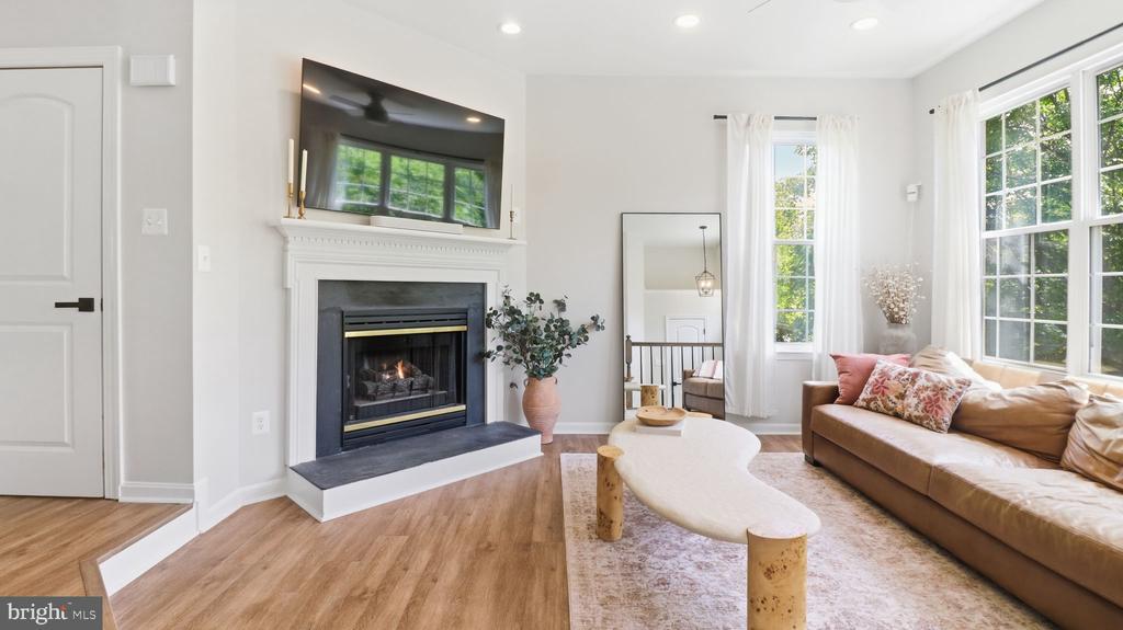 12000 EDGEMERE CIRCLE