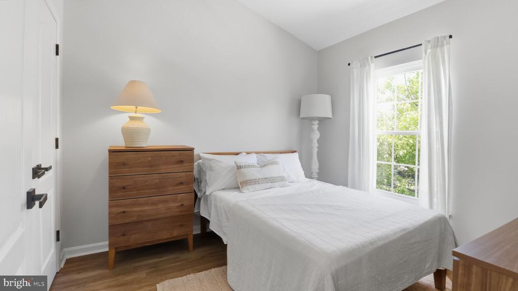 12000 EDGEMERE CIRCLE