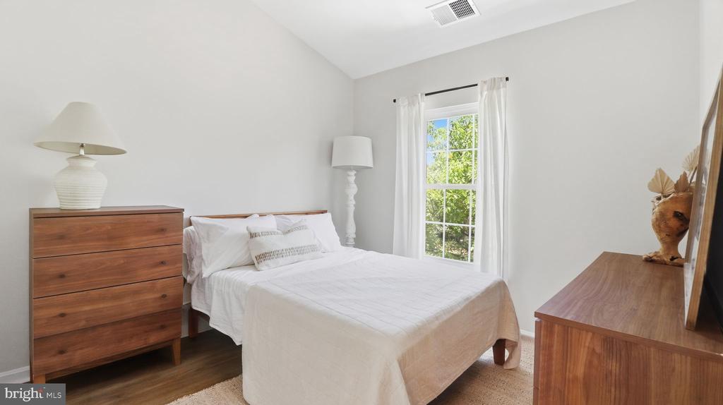 12000 EDGEMERE CIRCLE