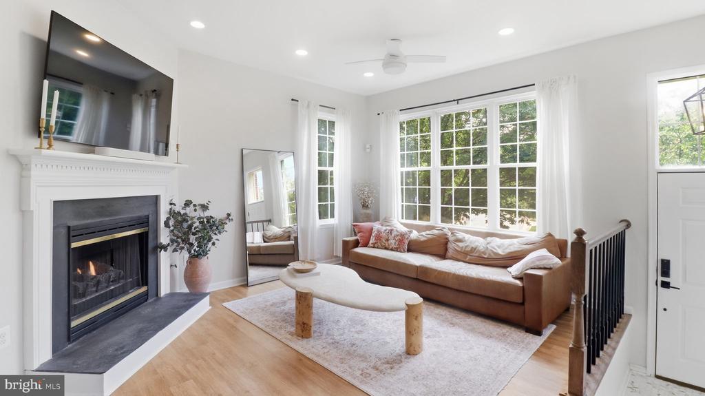 12000 EDGEMERE CIRCLE