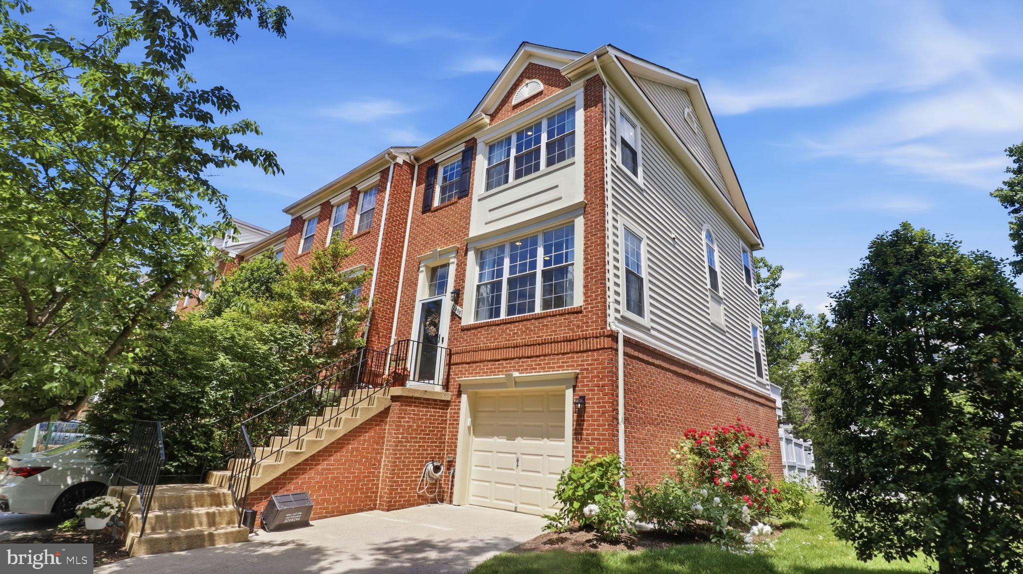 12000 EDGEMERE CIRCLE