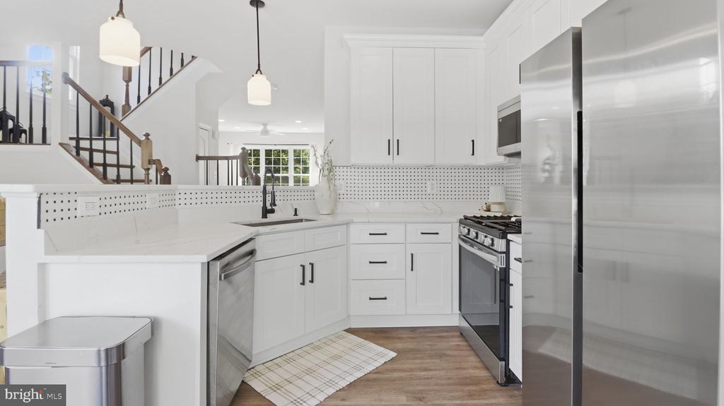 12000 EDGEMERE CIRCLE
