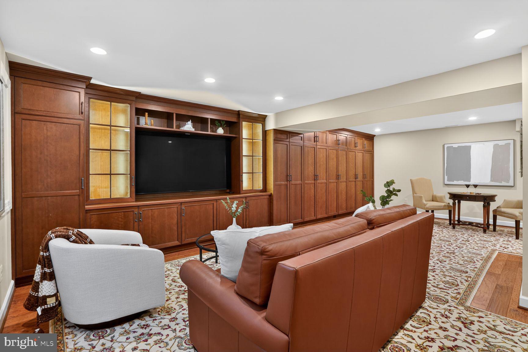 6354 CHOWNING PLACE