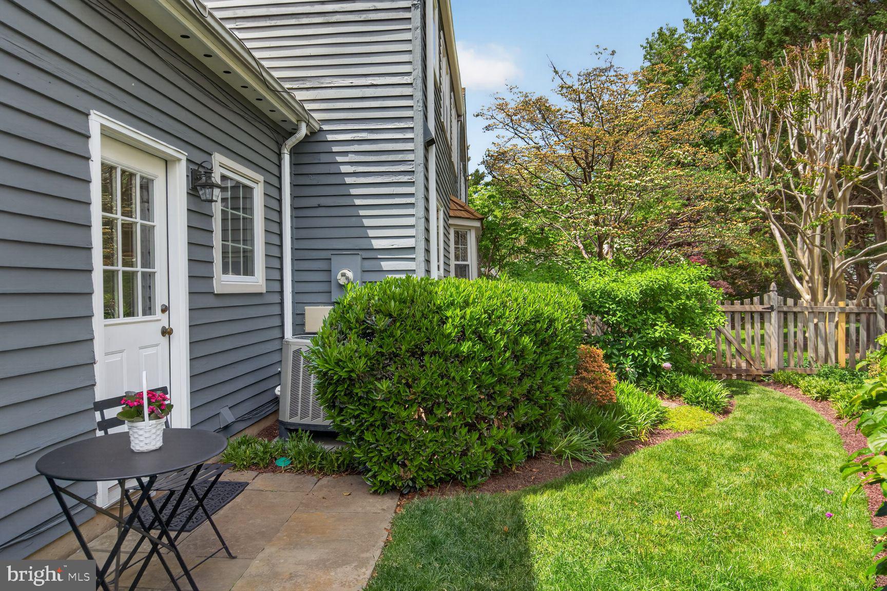 6354 CHOWNING PLACE