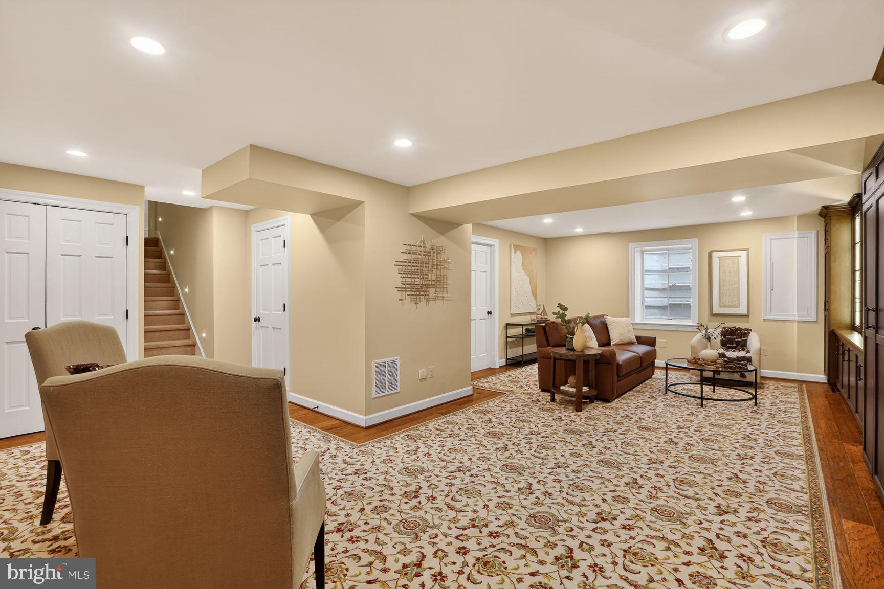6354 CHOWNING PLACE