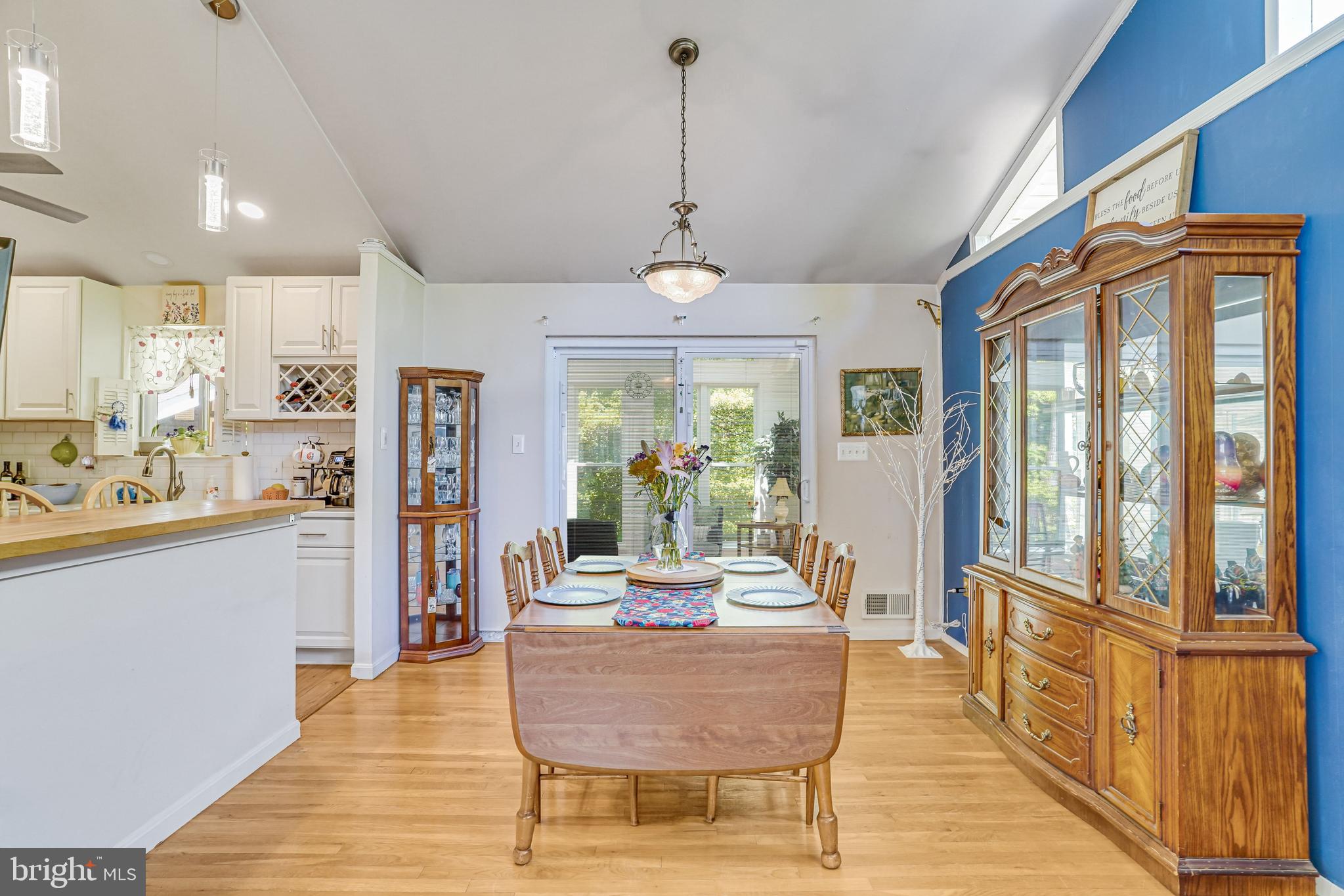 8622 KENILWORTH DRIVE