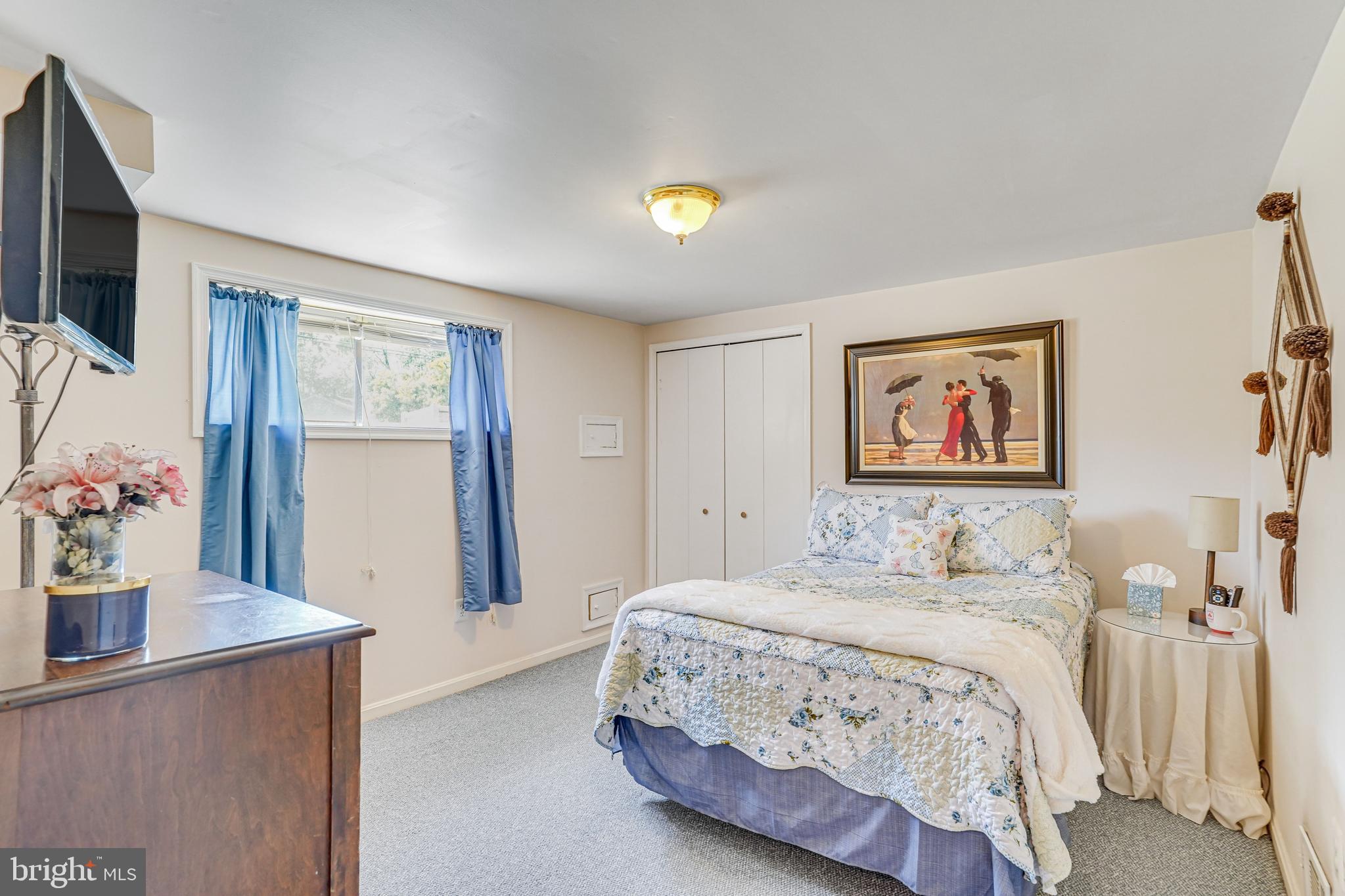 8622 KENILWORTH DRIVE