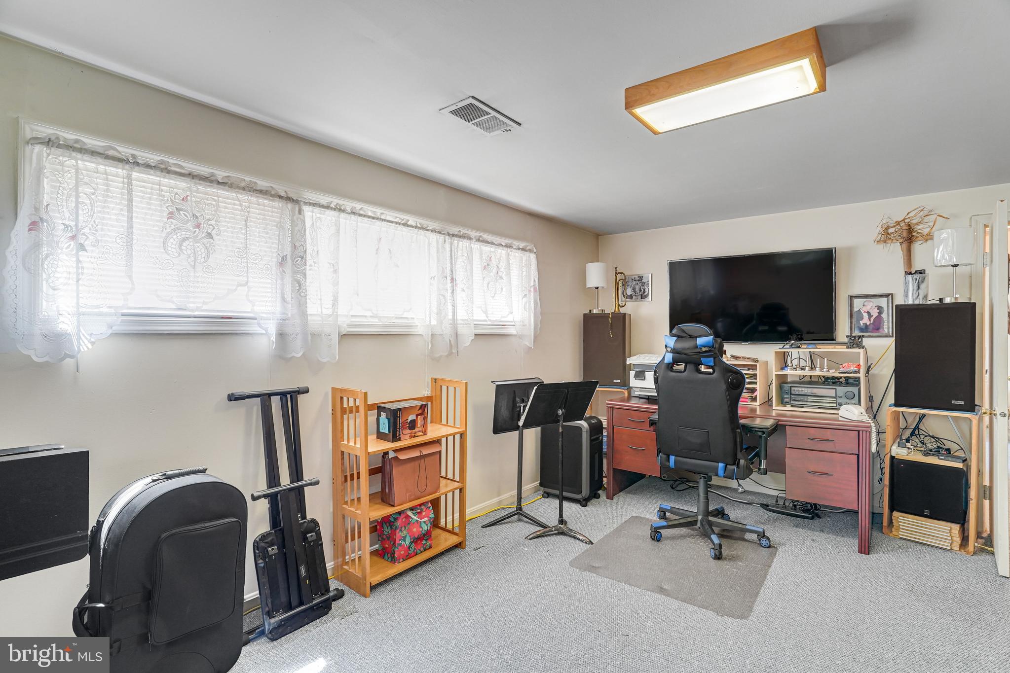 8622 KENILWORTH DRIVE