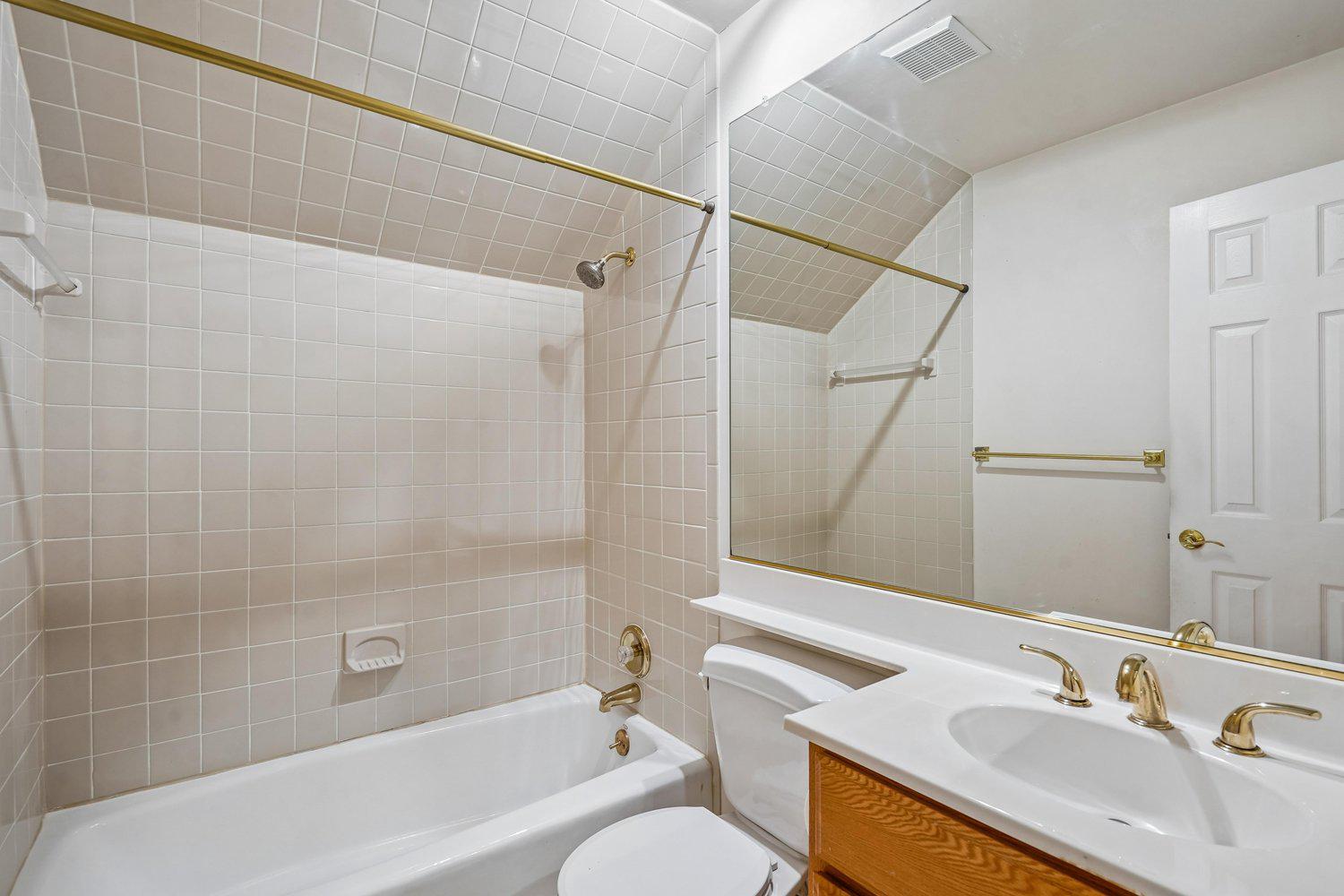 3709 CAMELOT DRIVE