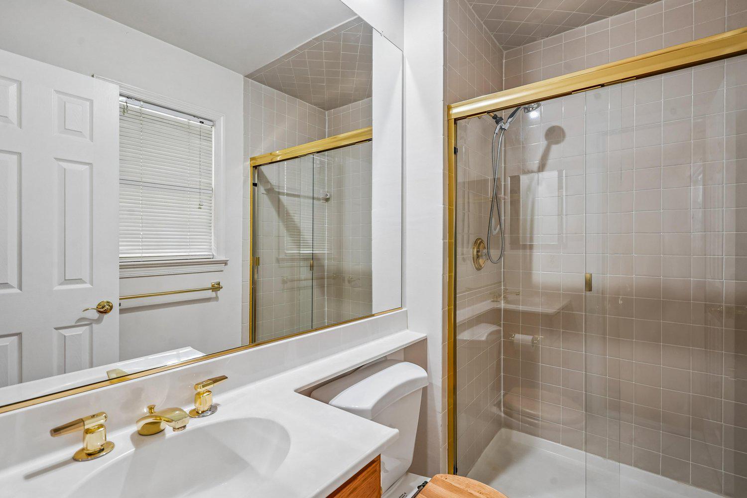 3709 CAMELOT DRIVE