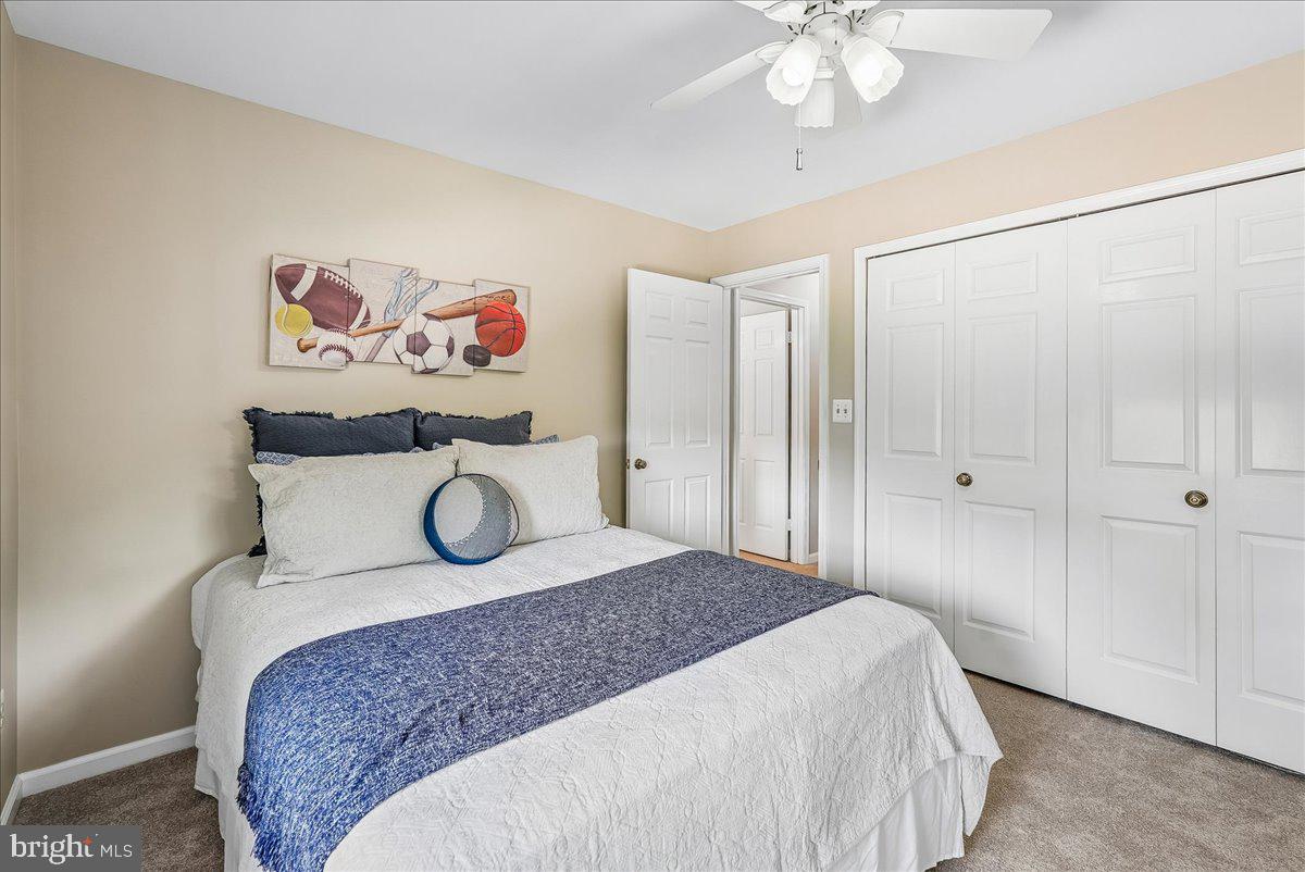 10033 GLENCROFT COURT