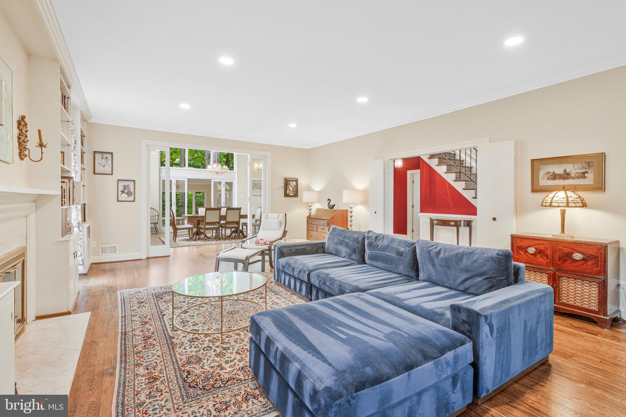 1502 HIGHWOOD DRIVE