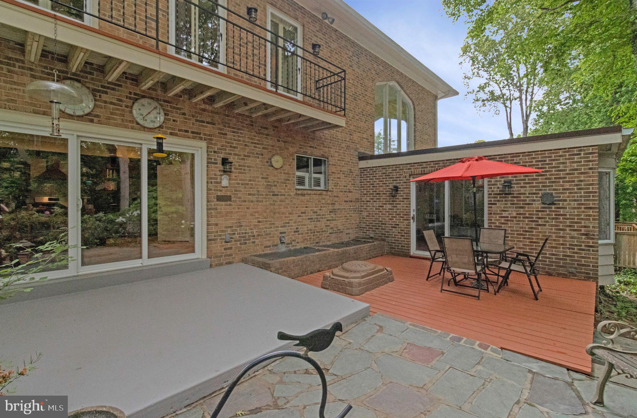 1502 HIGHWOOD DRIVE