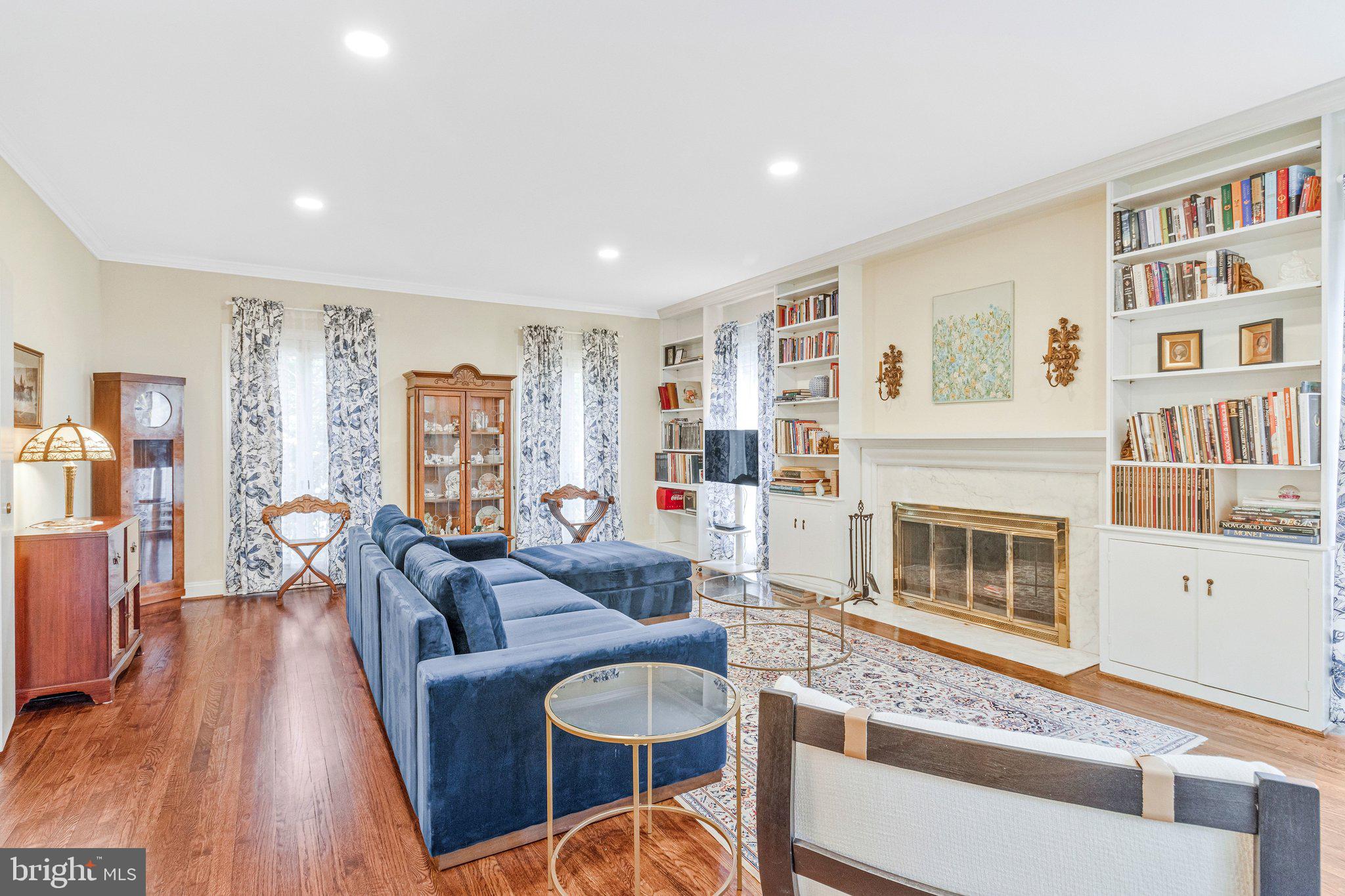 1502 HIGHWOOD DRIVE