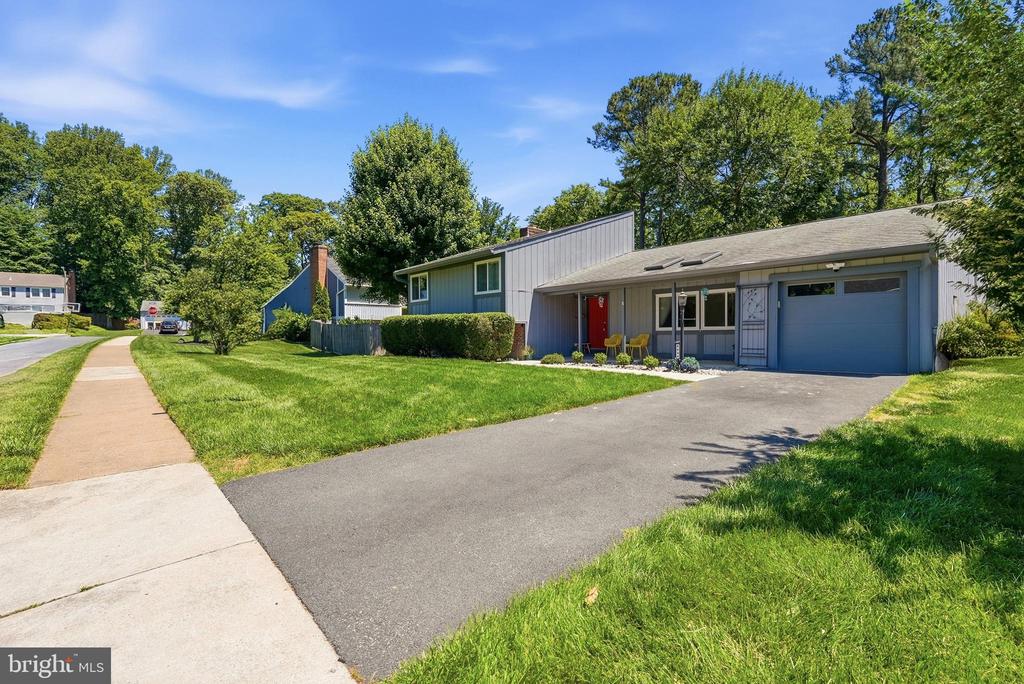 6944 SPELMAN DRIVE