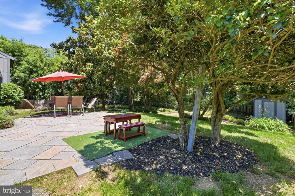 6944 SPELMAN DRIVE