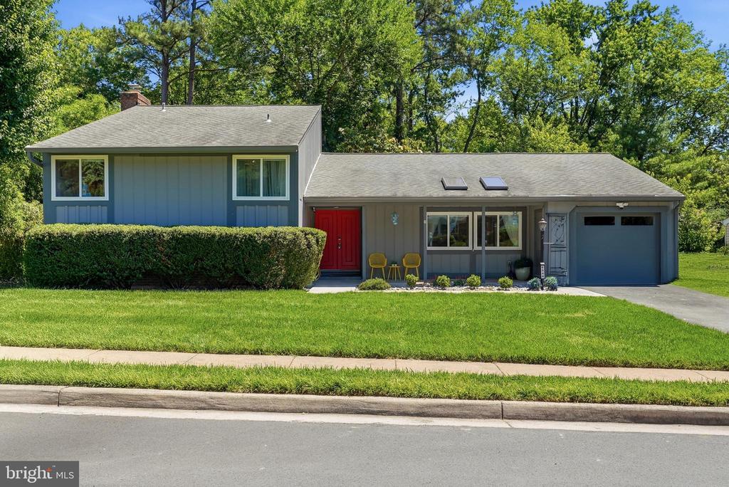 6944 SPELMAN DRIVE