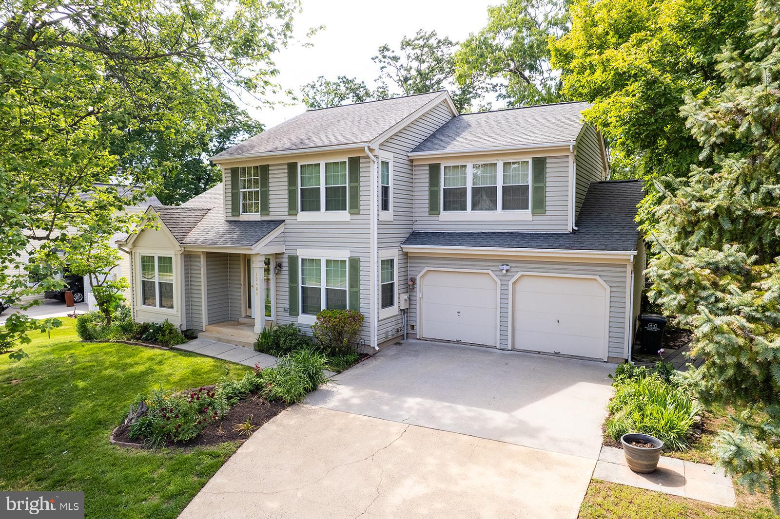 13484 LAKE SHORE