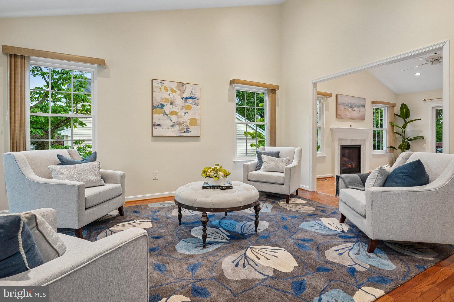 13484 LAKE SHORE