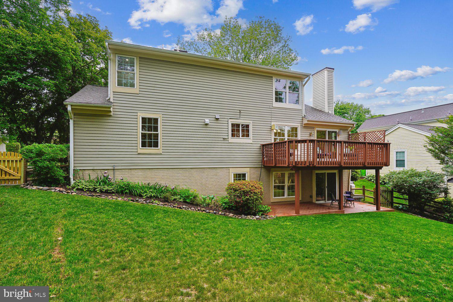 13484 LAKE SHORE