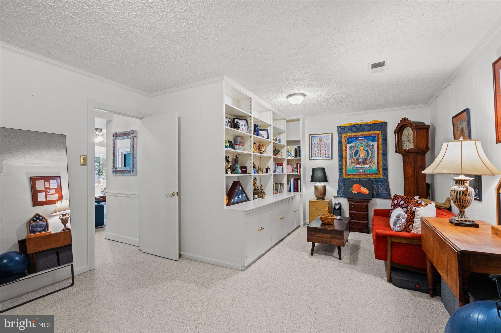 2402 POPKINS LANE