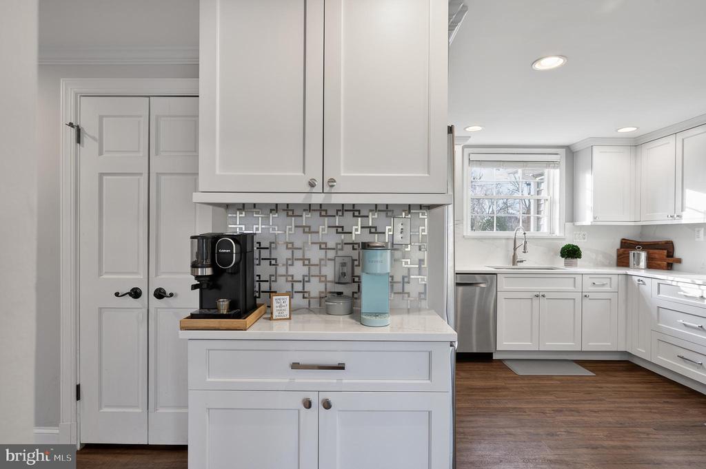 8603 CYRUS PLACE