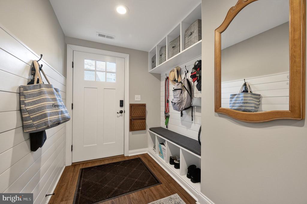 8603 CYRUS PLACE