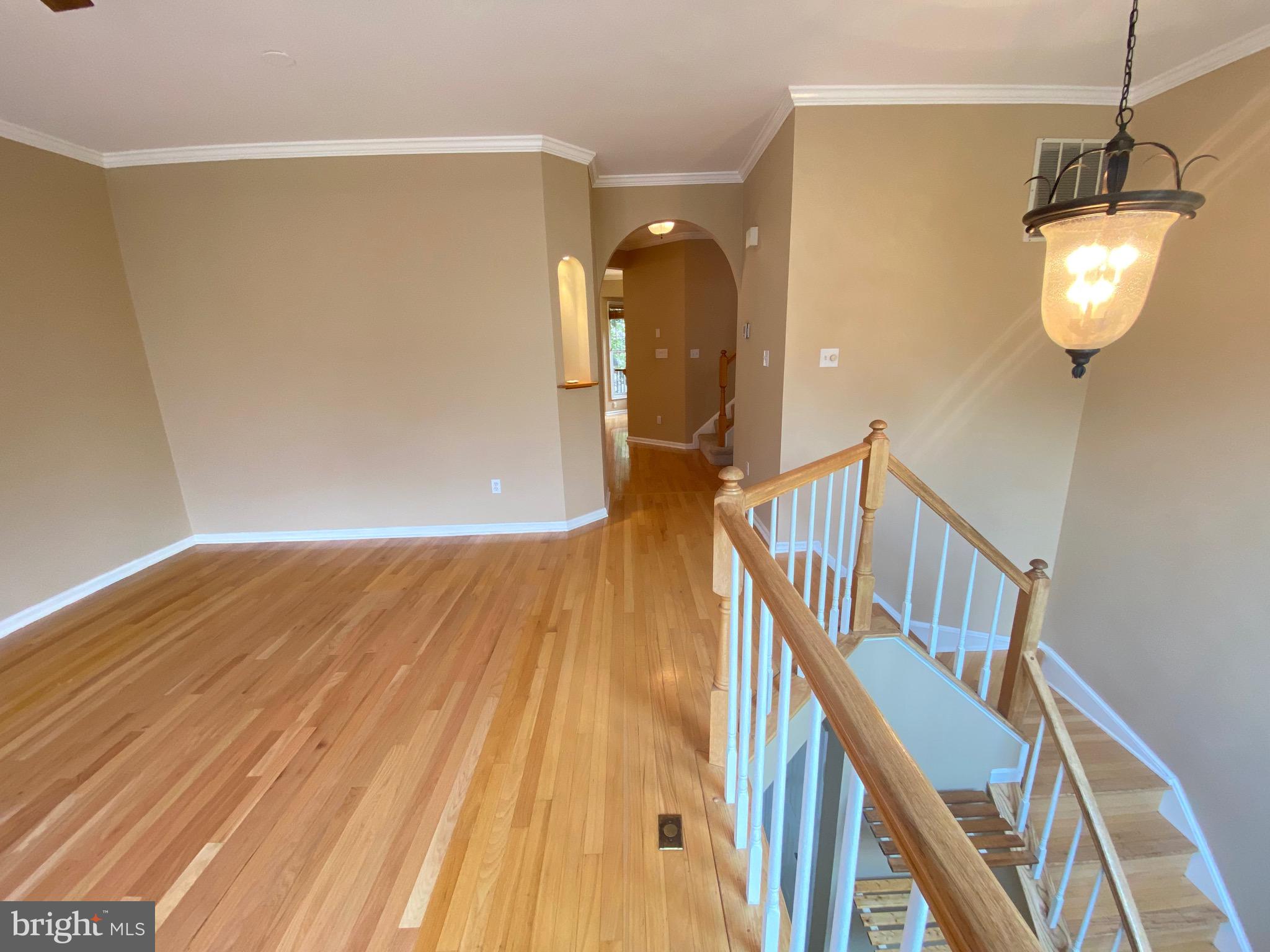 6623 FROST LAKE LANE