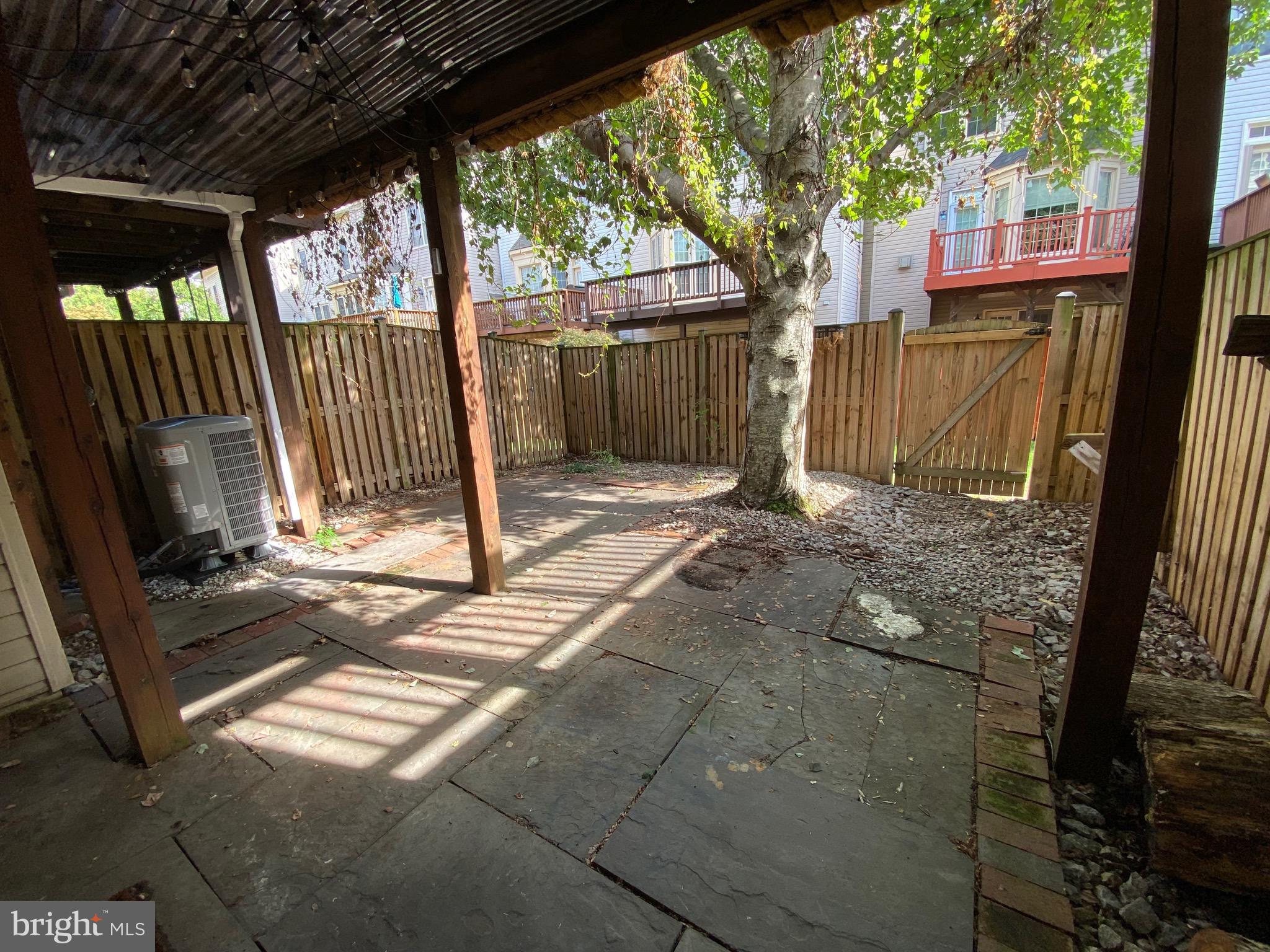 6623 FROST LAKE LANE