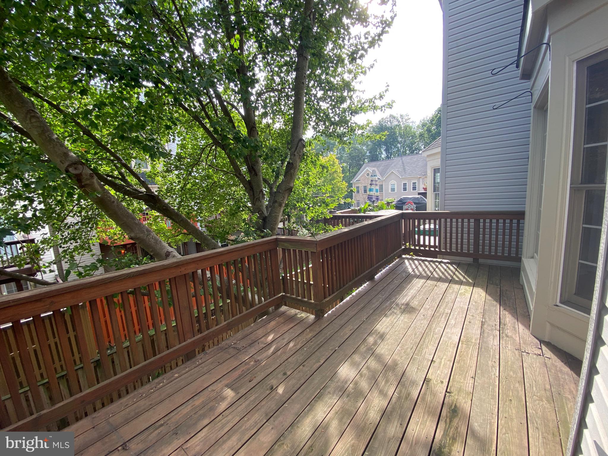 6623 FROST LAKE LANE