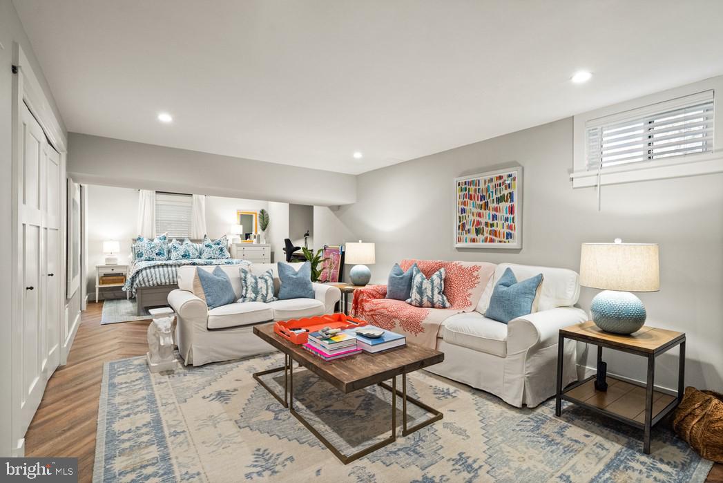 10314 HICKORY CREEK COURT