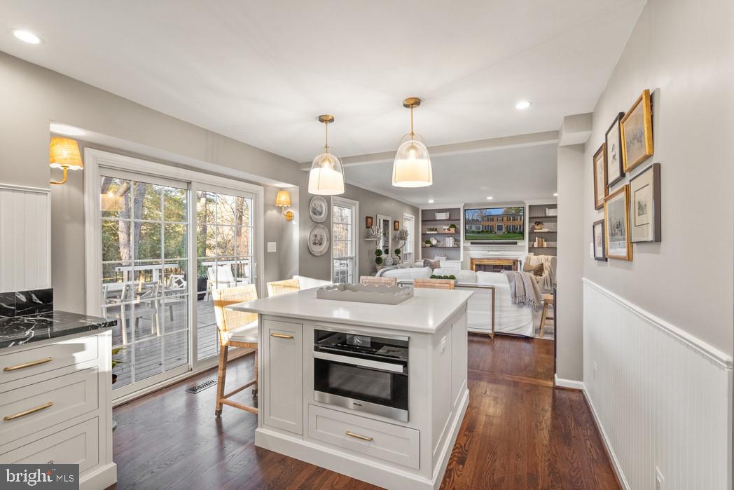 10314 HICKORY CREEK COURT