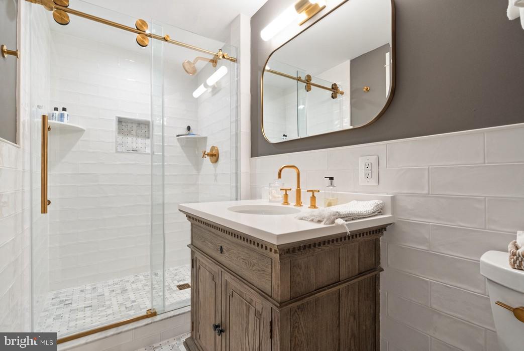 10314 HICKORY CREEK COURT