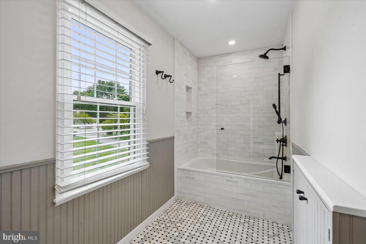 10314 HICKORY CREEK COURT