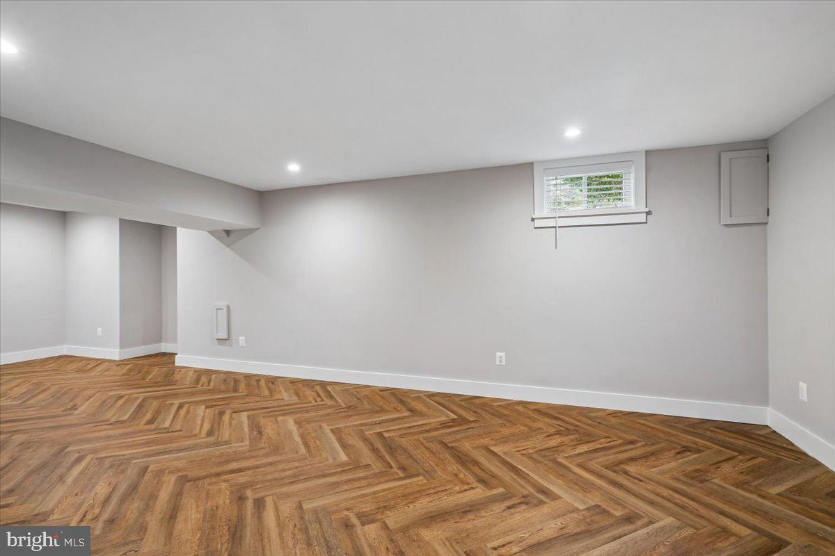10314 HICKORY CREEK COURT