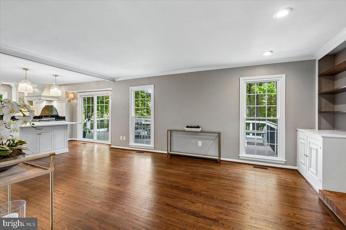 10314 HICKORY CREEK COURT