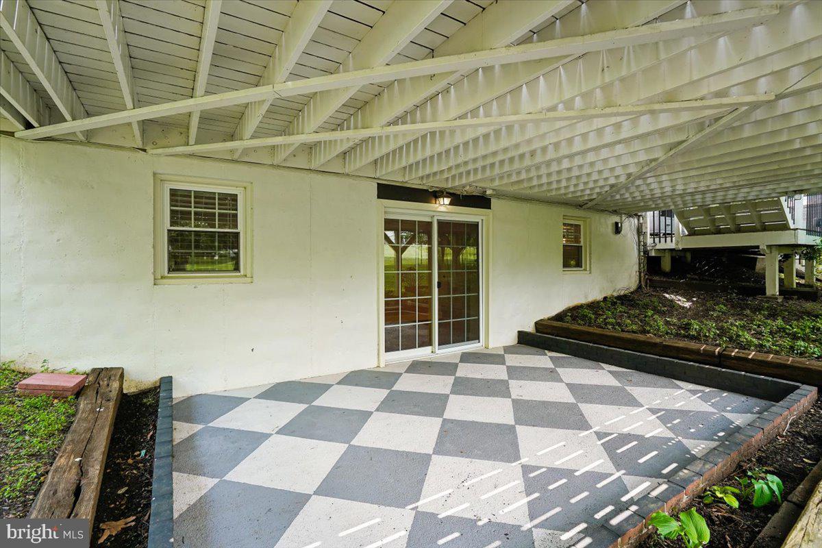 10314 HICKORY CREEK COURT