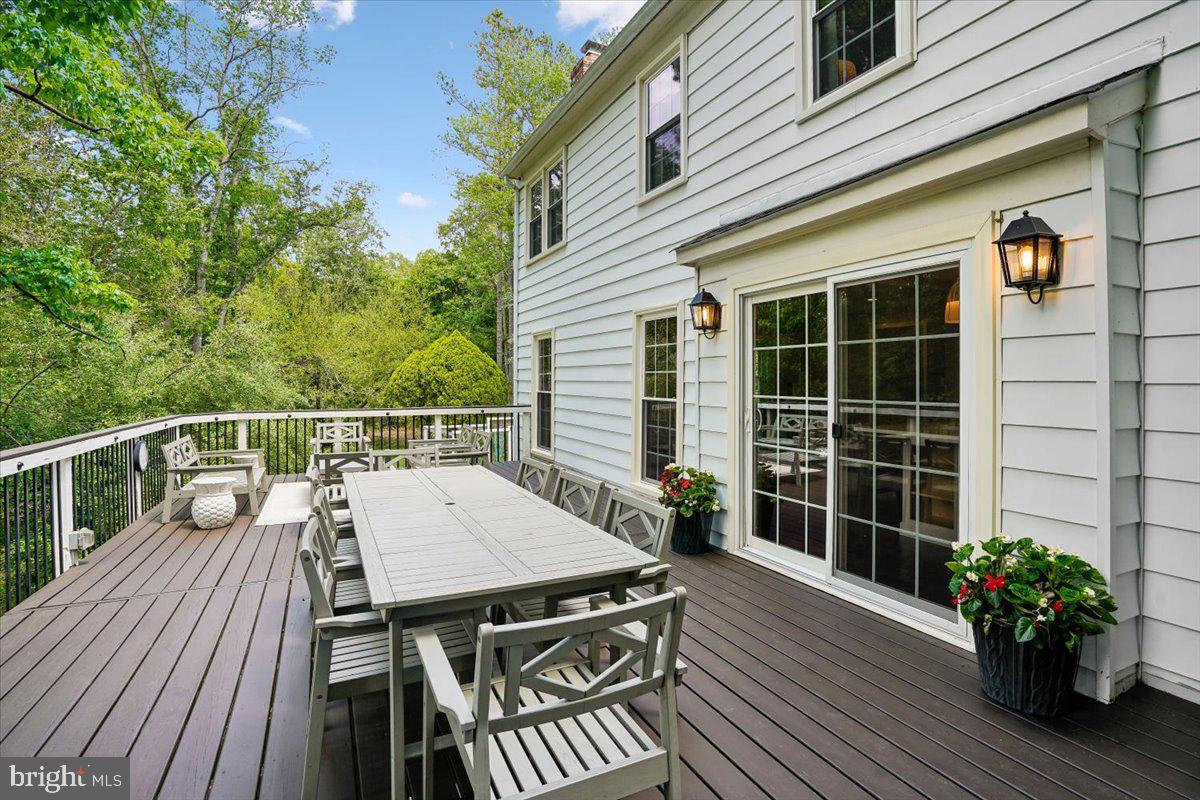 10314 HICKORY CREEK COURT